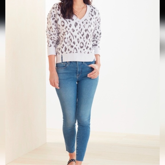 Michael Stars Camila V Neck Sweatshirt - Picture 4 of 13